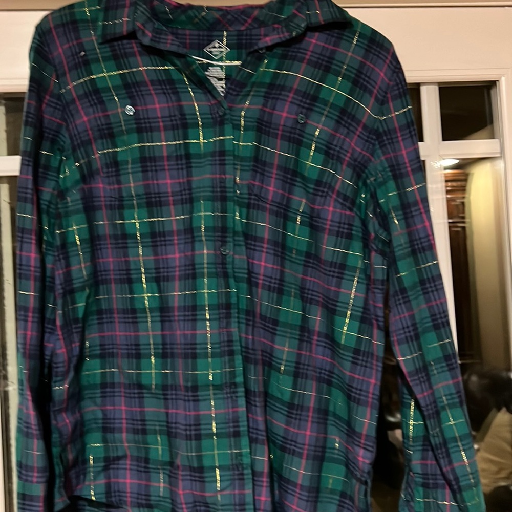 Women’s large size plaid button down shirt